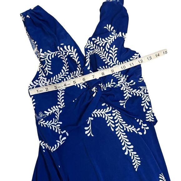 Elegant Blue halter Maxi Dress - Picture 6 of 8